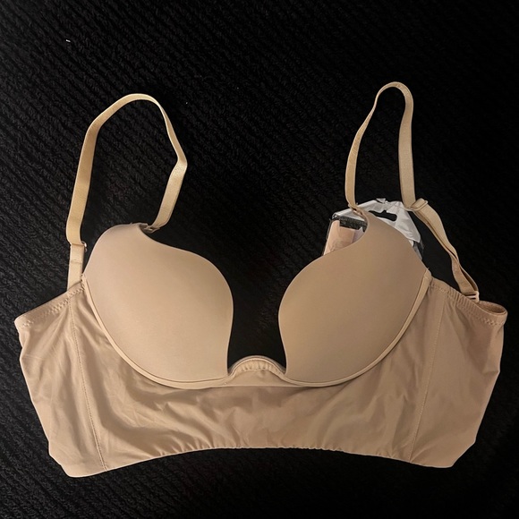 Other - Strapless backless bra